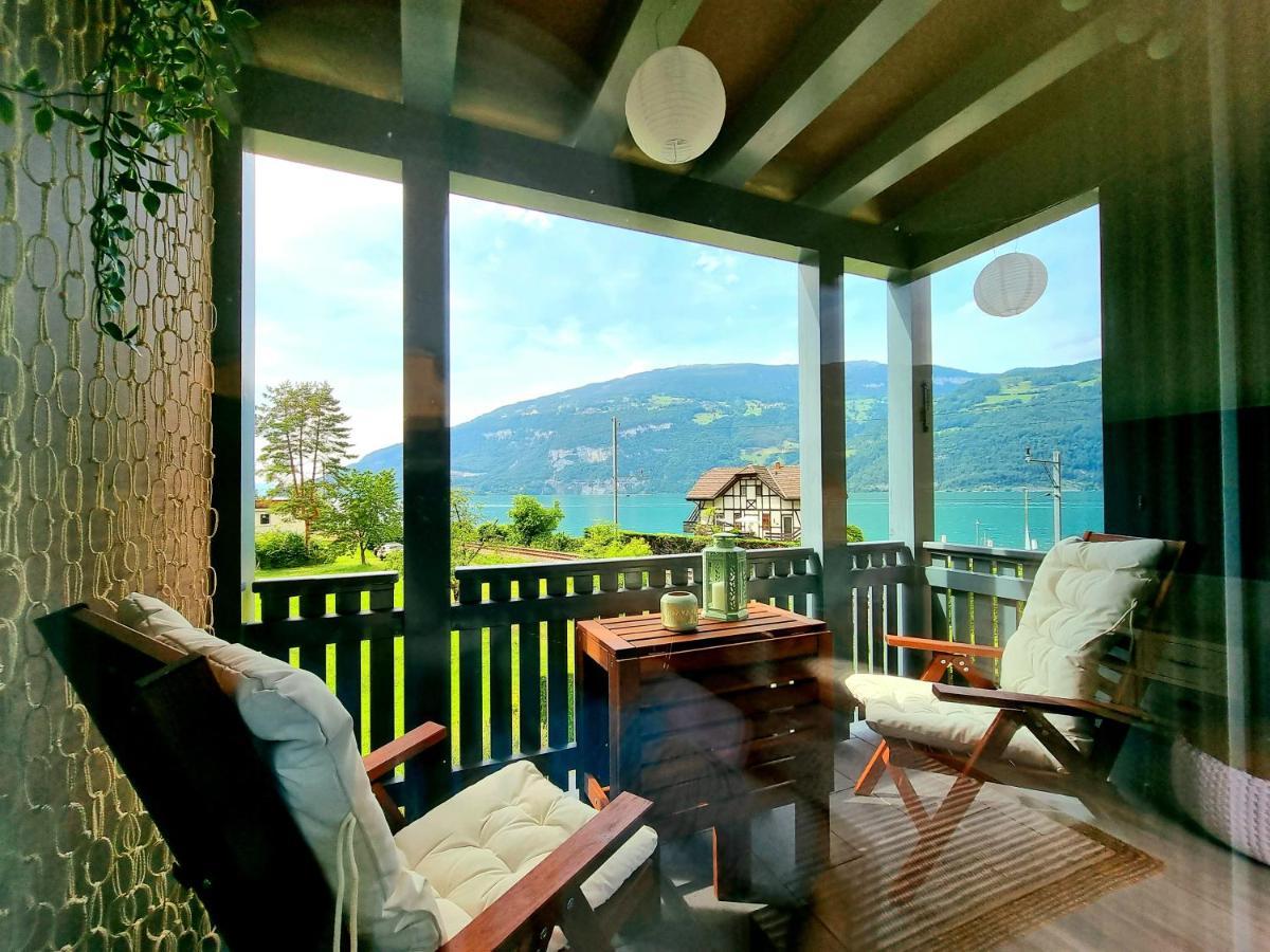 Strandhuesli Directly On Lake Thun Därligen Esterno foto
