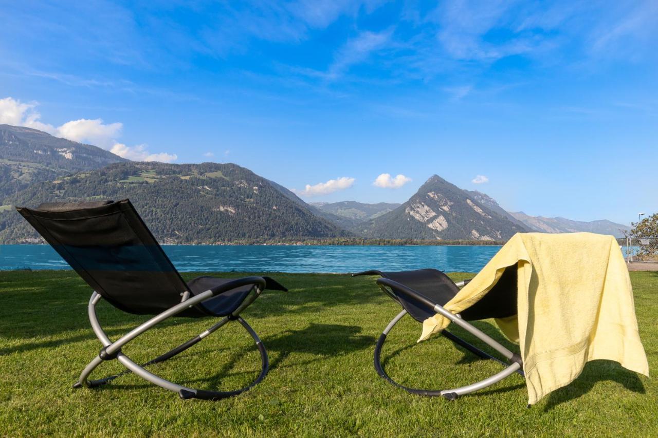 Strandhuesli Directly On Lake Thun Därligen Esterno foto